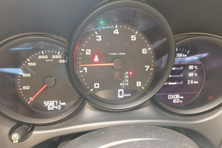 Used Porsche Macan 2018 Macan 2.0T