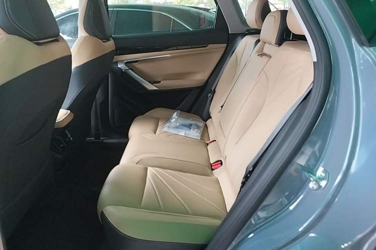 Used Geely Auto FX11 2023 1.5TD DCT Prestige Edition