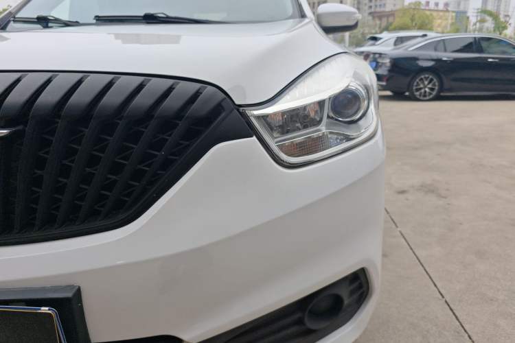 Used Haima V70 2016 2.0L Manual - Comfort Edition 5 Seats
