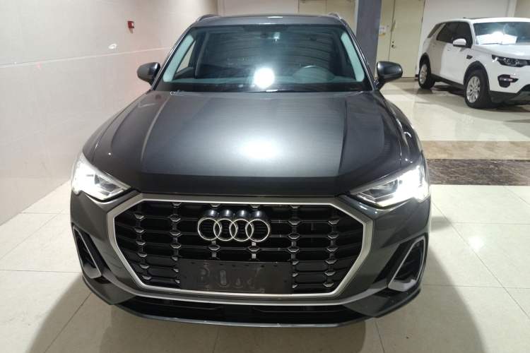 Used Audi Q3 2019 35 TFSI Fashion Dynamic Model