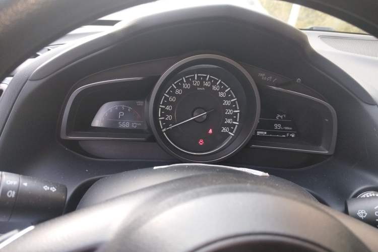 Used Mazda CX-4 2018 2.0L Automatic Two-Wheel Drive Blue Sky Dynamic Version China V Standard Instrument Cluster