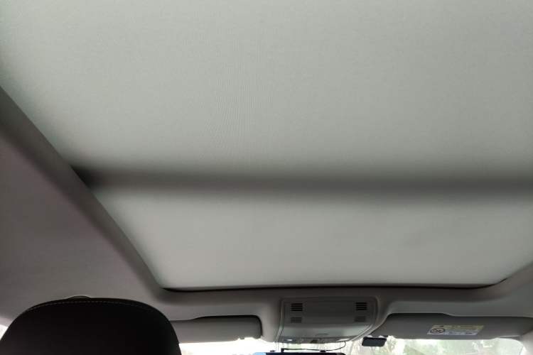 Used Volkswagen Magotan 2023 2 Million Units Limited-Edition 280TSI DSG Comfort Version
