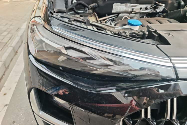 Used Audi Q6 2024 45 TFSI quattro Qiyun Edition Yulin Package 6 seats Right Front Headlight