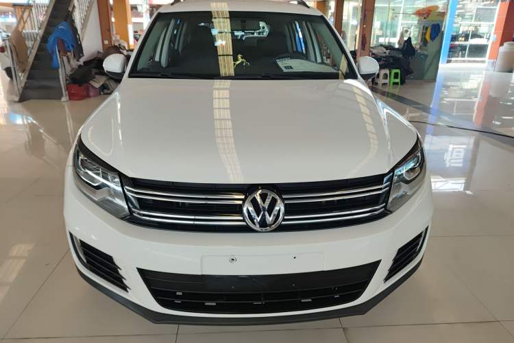Used Volkswagen Tiguan L 2016 280TSI Automatic Two-Wheel-Drive Silk Road Style Edition
