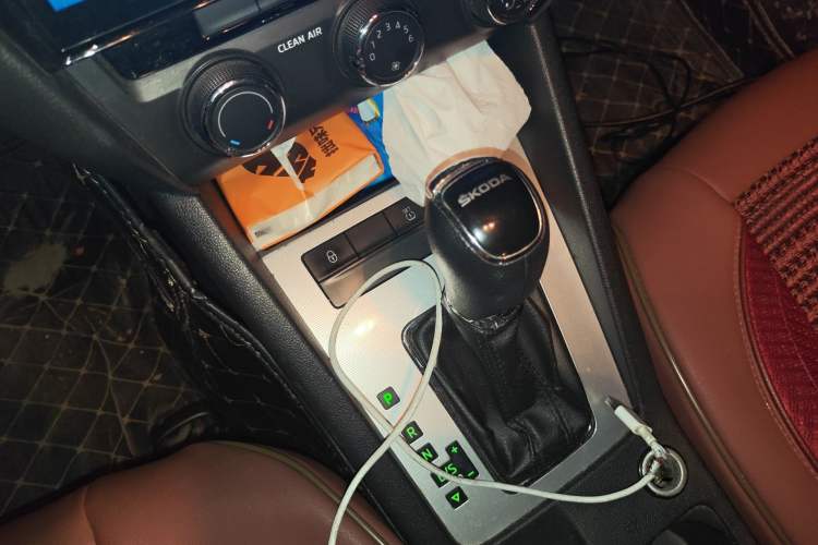 Used Skoda Octavia 2016 1.6L Automatic Chuanxing Edition
