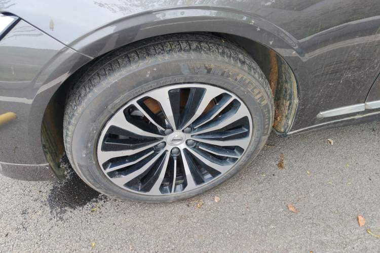 Used Volvo S90 2025 B5 Zhiyi Luxury Edition Left Front Wheel Hub