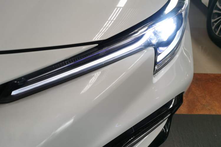 Used Toyota Levin 2022 Dual-Motor 1.8H E-CVT Sport Edition
