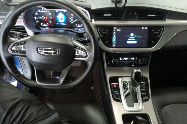 Used Geely Auto Emgrand GL 2019 1.8L DCT Elite Smart Edition Center Console