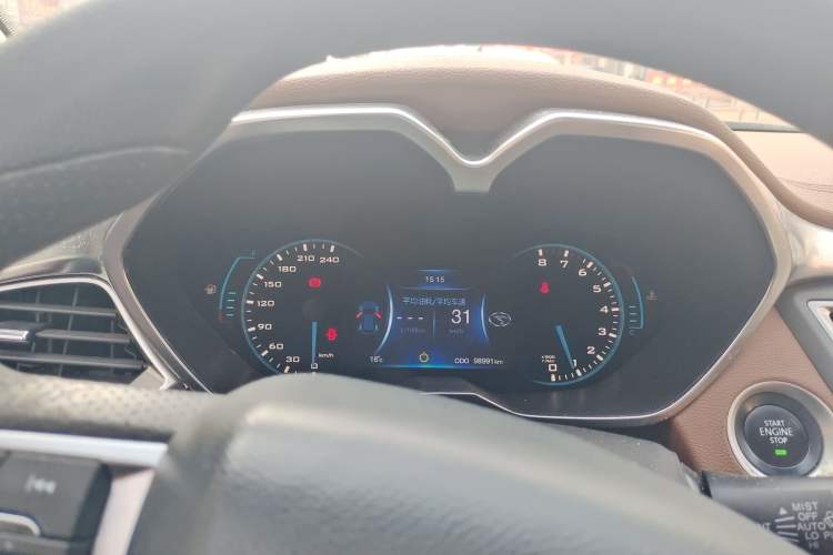 Used Soueast DX7 2016 1.5T Manual Triumph Edition Instrument Cluster