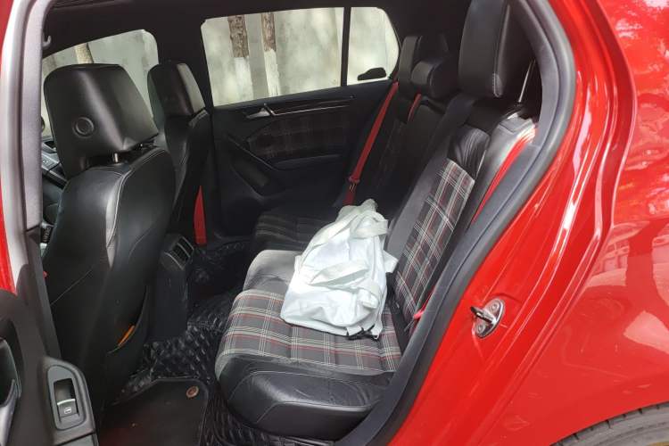 Used Volkswagen Golf 2010 2.0 TSI GTI
