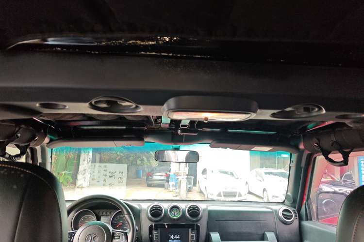 Used BAIC Off-Road BJ40 2016 40L 2.3T Automatic All-Wheel Drive Premium Edition