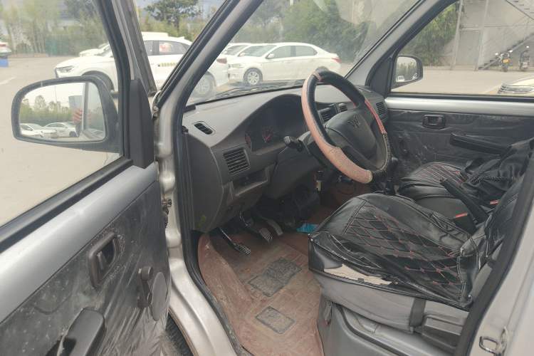 Used Wuling Rongguang 2021 1.5L Extended Basic Version L3C