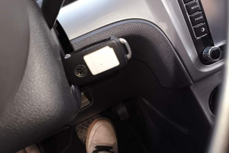 Used Volkswagen Lavida 2013 Restyled Classic 1.6L Automatic Comfort Edition
