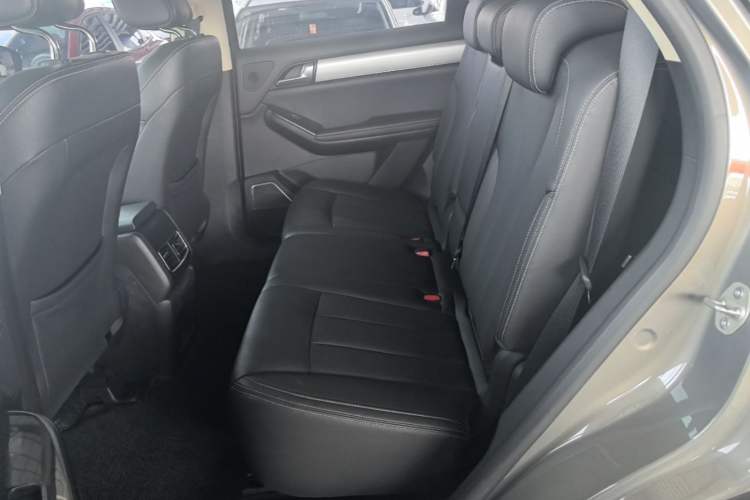 Used BYD Tang 2018 2.0T Automatic SmartConnect Luxury 7-Seater China V Emission Standard
