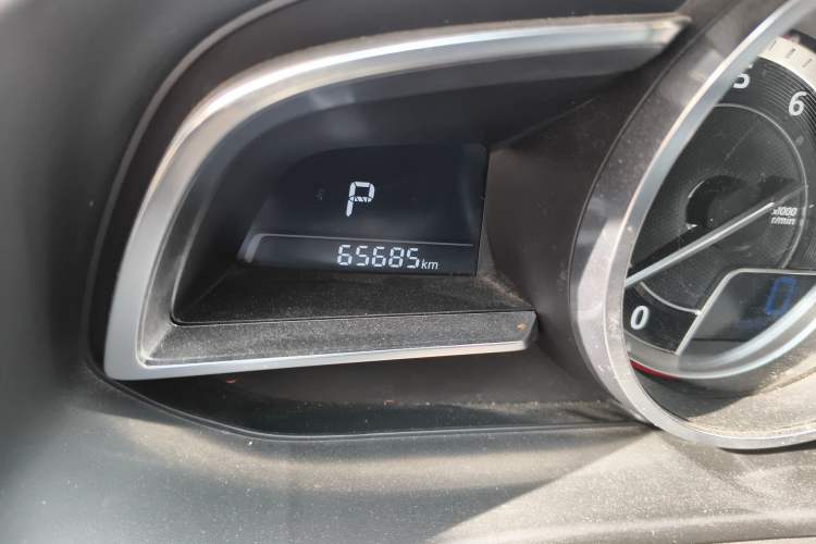 Used Mazda 3 Axela 2016 Sedan 2.0L Automatic Flagship Model Odometer Close Up