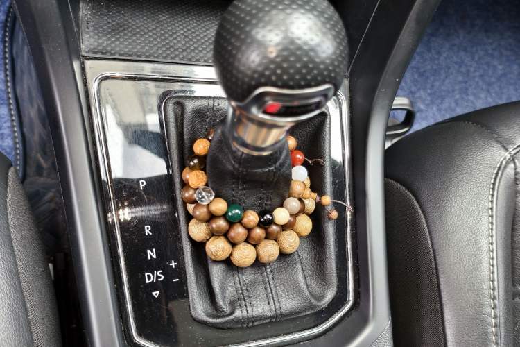 Used Volkswagen Touran 2016 Volkswagen Touran L 280TSI DSG Comfort Edition Gear Lever