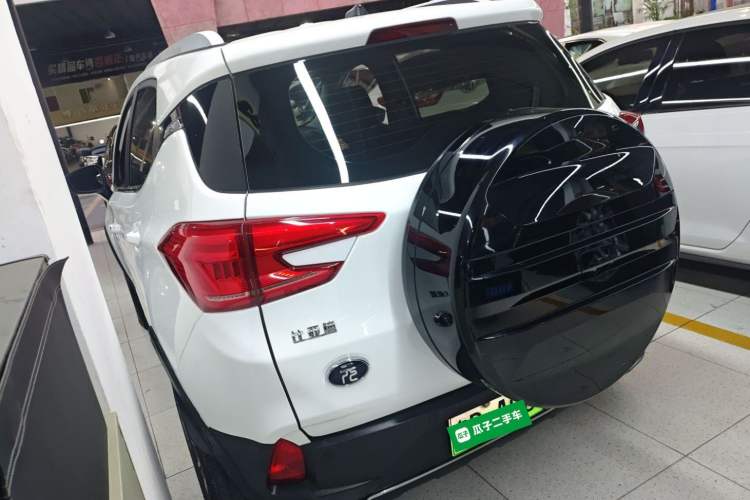 Used BYD Yuan New Energy 2019 EV360 Smart Connect Enjoyment Model
