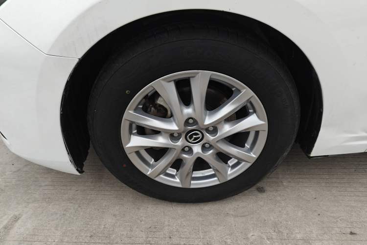 Used Mazda Mazda 3 Axela 2017 Hatchback 1.5L Automatic Comfort Model Emission Standard China V
