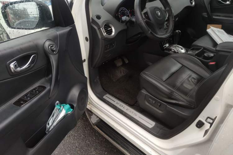 Used Renault Koleos 2014 2.5L 4x4 Comfort Edition
