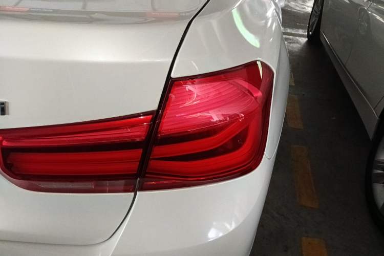 Used BMW 3 Series 2016 320Li Ambition Model Right Rear Taillight