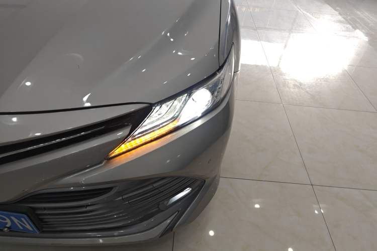 Used Toyota Camry 2019 2.5G Luxury Edition China VI Standard
