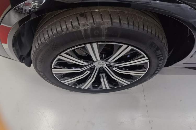 Used Volvo XC90 2023 B6 Zhiyi Luxury Edition 7-Seater