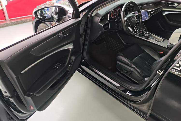 Used Audi A6L 2022 40 TFSI Luxury Prestige Edition Driver Seat