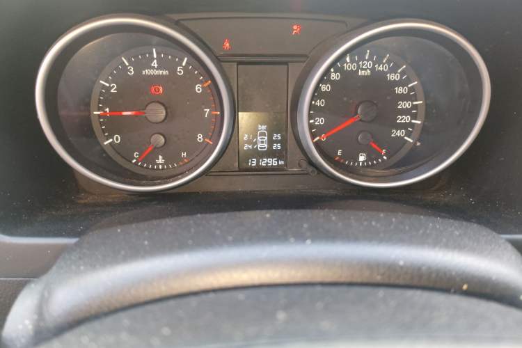 Used Haval H6 2011 2.0L Manual Two-Wheel Drive Urban Version