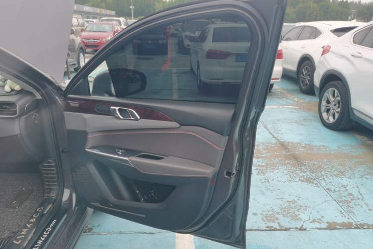 Used Lynk & Co 02 2019 High-Energy Edition 2.0T Automatic Two-Wheel Drive Zhaoban Model China VI Standard