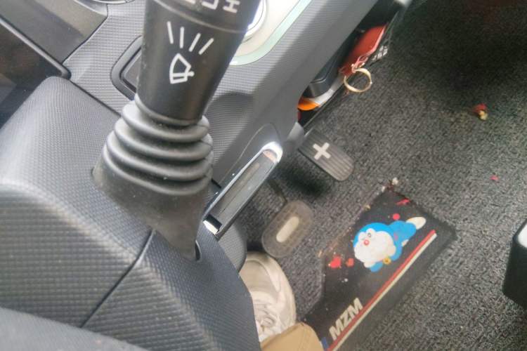 Used Wuling Hongguang MINIEV 2021 Macaron Premium Model – Lithium Iron Phosphate Vehicle Key