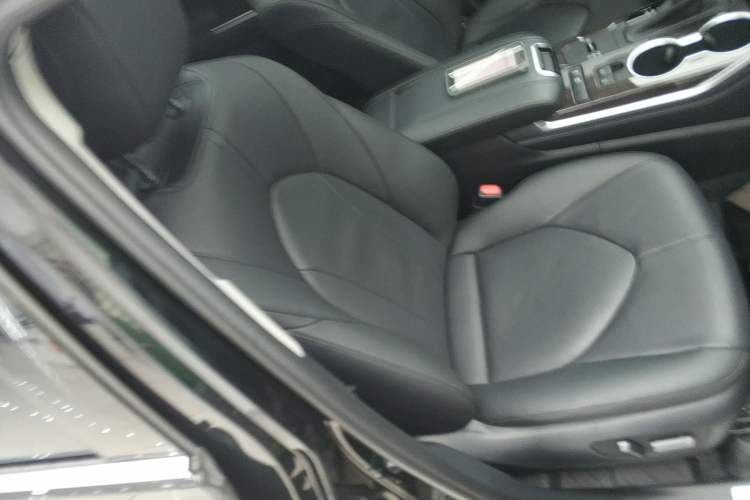 Used Toyota Highlander 2024 2.5L Smart Electric Hybrid Dual-Motor Two-Wheel-Drive Prestige Version 7 Seats