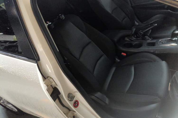 Used Mazda 3 Axela 2016 Sedan 1.5L Automatic Comfort Model Right Front Seat