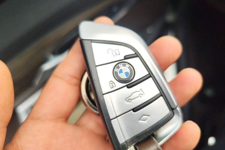 Used BMW 5 Series New Energy 2019 Updated Version 530Le Luxury Package Vehicle Key