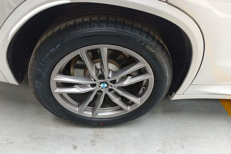 Used BMW X3 2020 xDrive28i M Sport Package Right Rear Wheel Hub