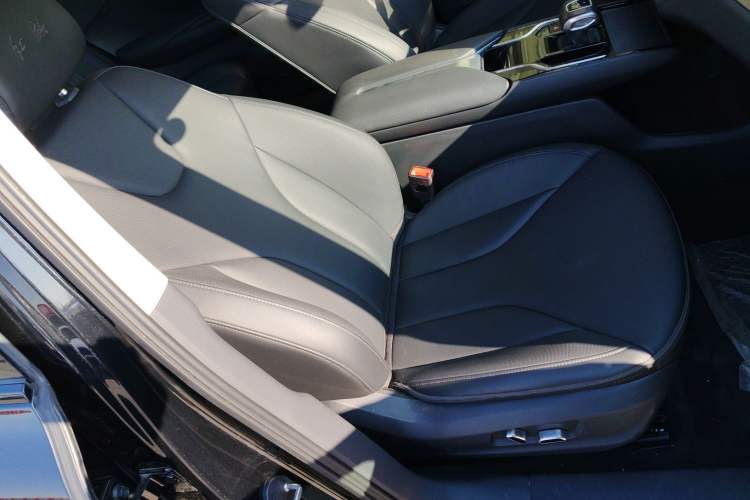 Used Hongqi E-QM5 2023 Revised Version Basic Travel Edition
