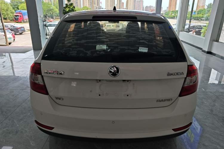 Used Skoda Rapid Spaceback 2016 Revised 1.6L Automatic Chuanxing Version Rear