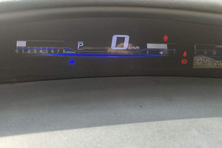 Used Honda Jade 2013 1.8L CVT Luxury Edition 5 seats