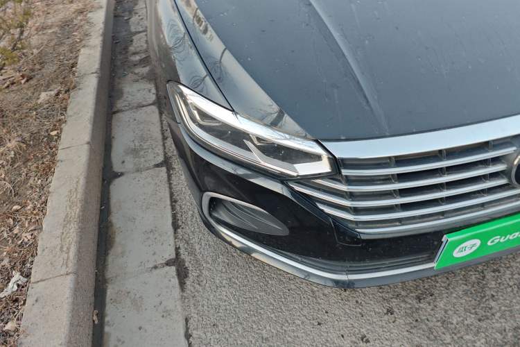 Used Volkswagen Lavida 2023 Revised Version 1.5L Automatic – Full-Option Edition Right Front Headlight