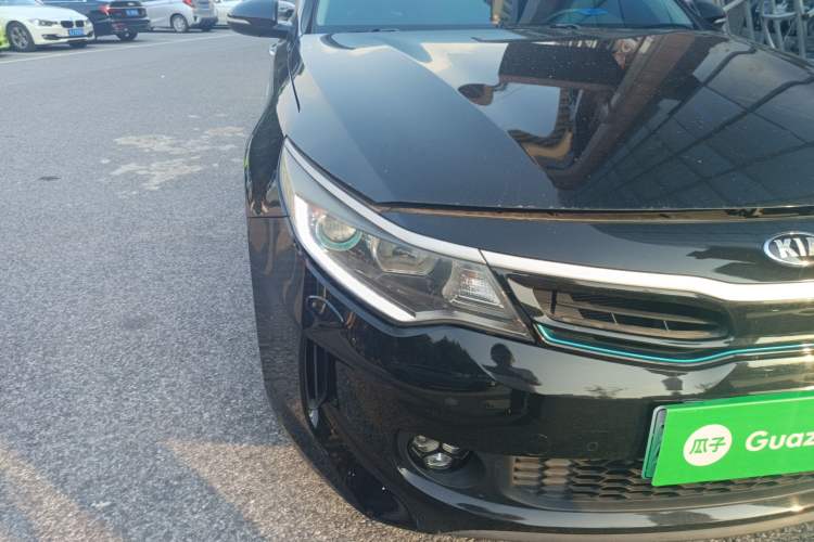 Used Kia K5 New Energy 2018 2.0L ZhiZun Edition
