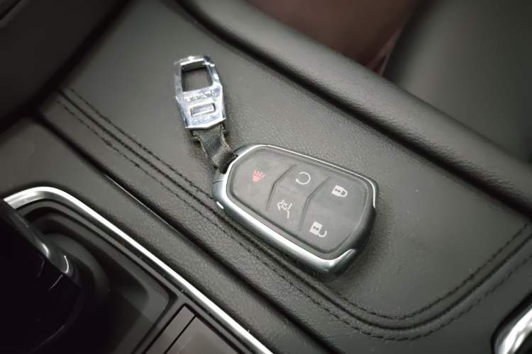 Used Cadillac XT5 2024 2.0T Two-Wheel Drive Fashion Edition Vehicle Key