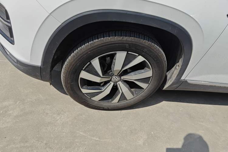 Used Volkswagen Tayron 2020 330TSI Two-Wheel Drive Luxury Smart Connectivity Version
