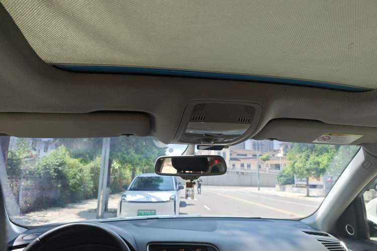 Used Audi Q5 2016 40 TFSI Comfort Model Headliner