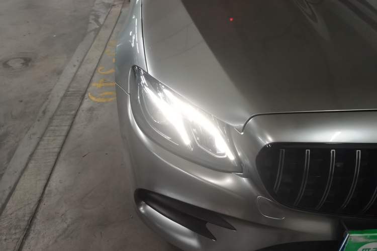 Used Mercedes-Benz E-Class 2019 E 200 4MATIC Coupe Right Front Headlight