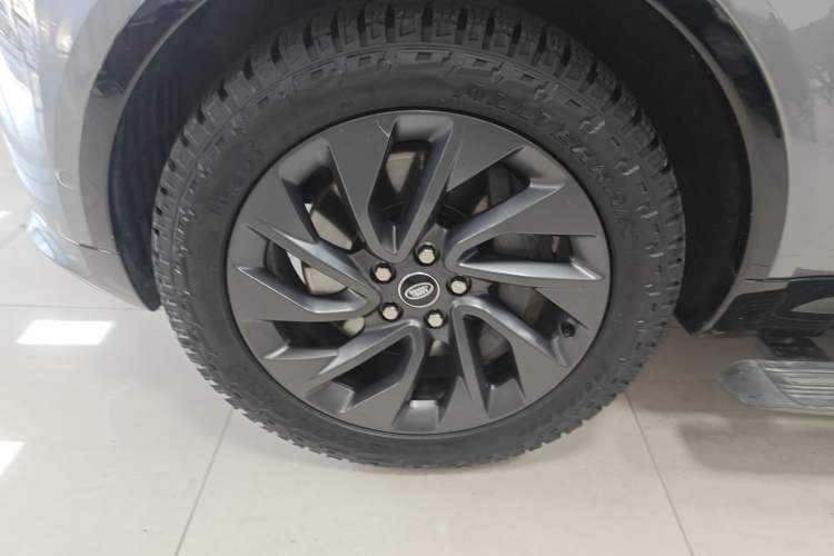 Used Land Rover Discovery 2021 360 PS R-Dynamic S