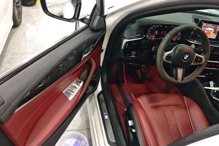 Used BMW 5 Series 2021 525Li M Sport Package