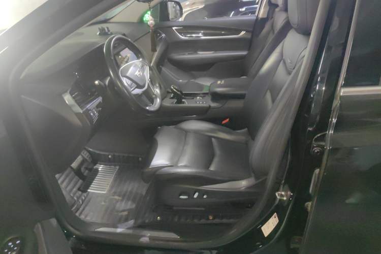 Used Cadillac XT5 2017 Anniversary Edition 28T Four-Wheel Drive Luxury Model Left Front Seat