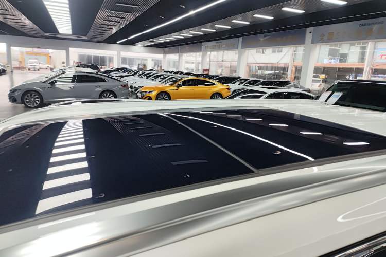 Used GAC Trumpchi GS8 2025 Linghang Series 2.0 TGDI Two-Wheel-Drive Luxury Edition 5 Seats