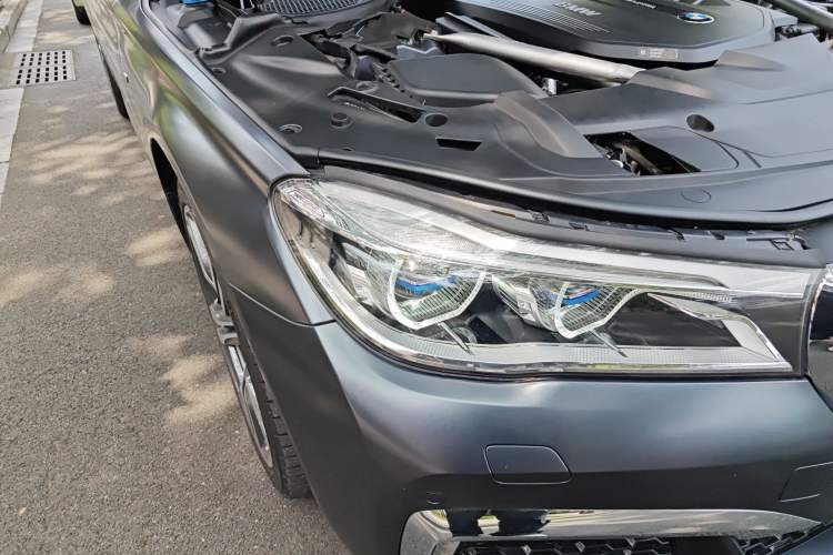 Used BMW 7 Series 2018 740Li xDrive Luxury Edition M Sport Package Black Flame Version
