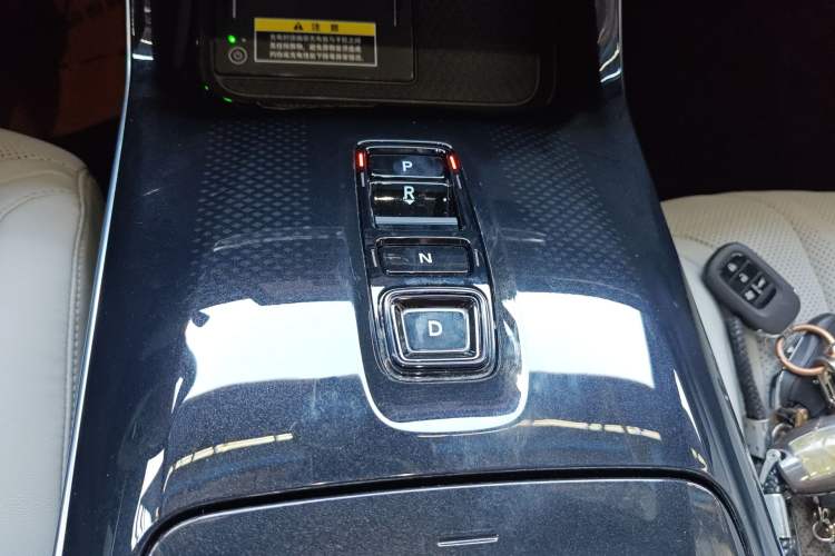 Used Honda P7 2025 Four-Wheel Drive Long-Range Max Gear Lever