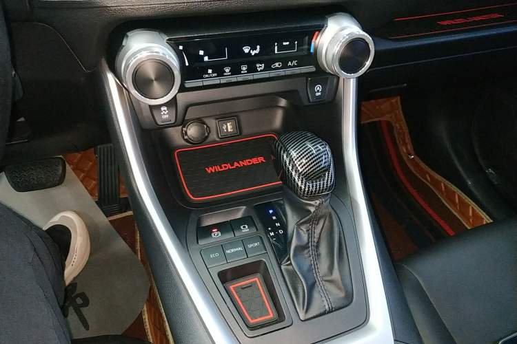 Used Toyota Wildlander 2023 2.0L CVT Two-Wheel Drive Leading Edition Gear Lever